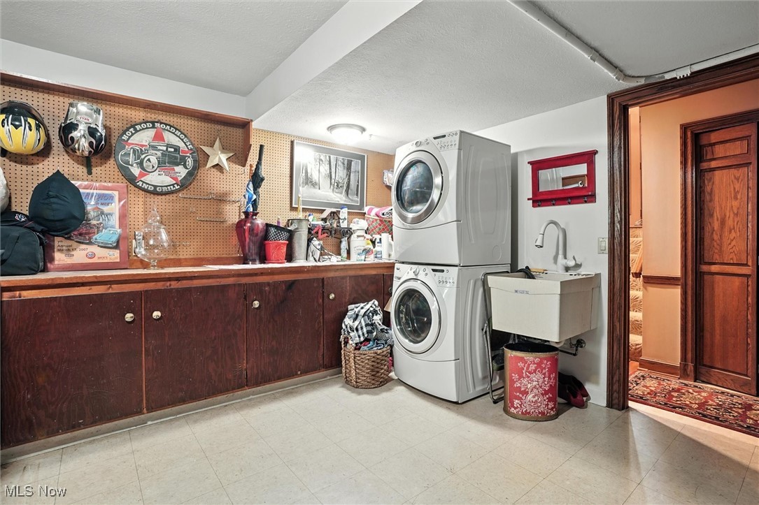 9710 Wilson Mills Road Chardon, OH 44024 - Photo 40 of 50 Lower-level laundry
