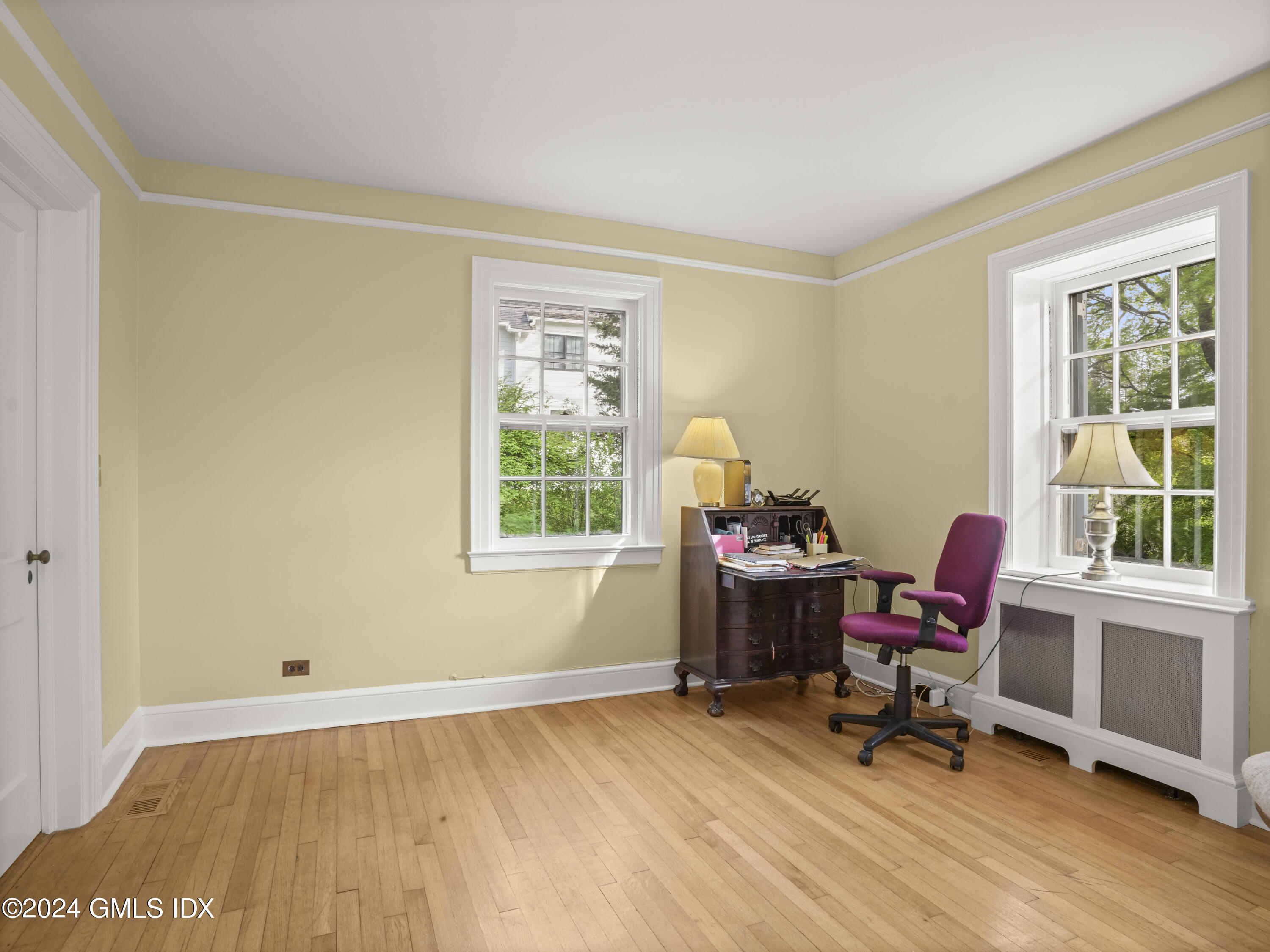 279 Riversville Road Greenwich, CT 06831 - Photo 20 of 50 1st floor BR/Den