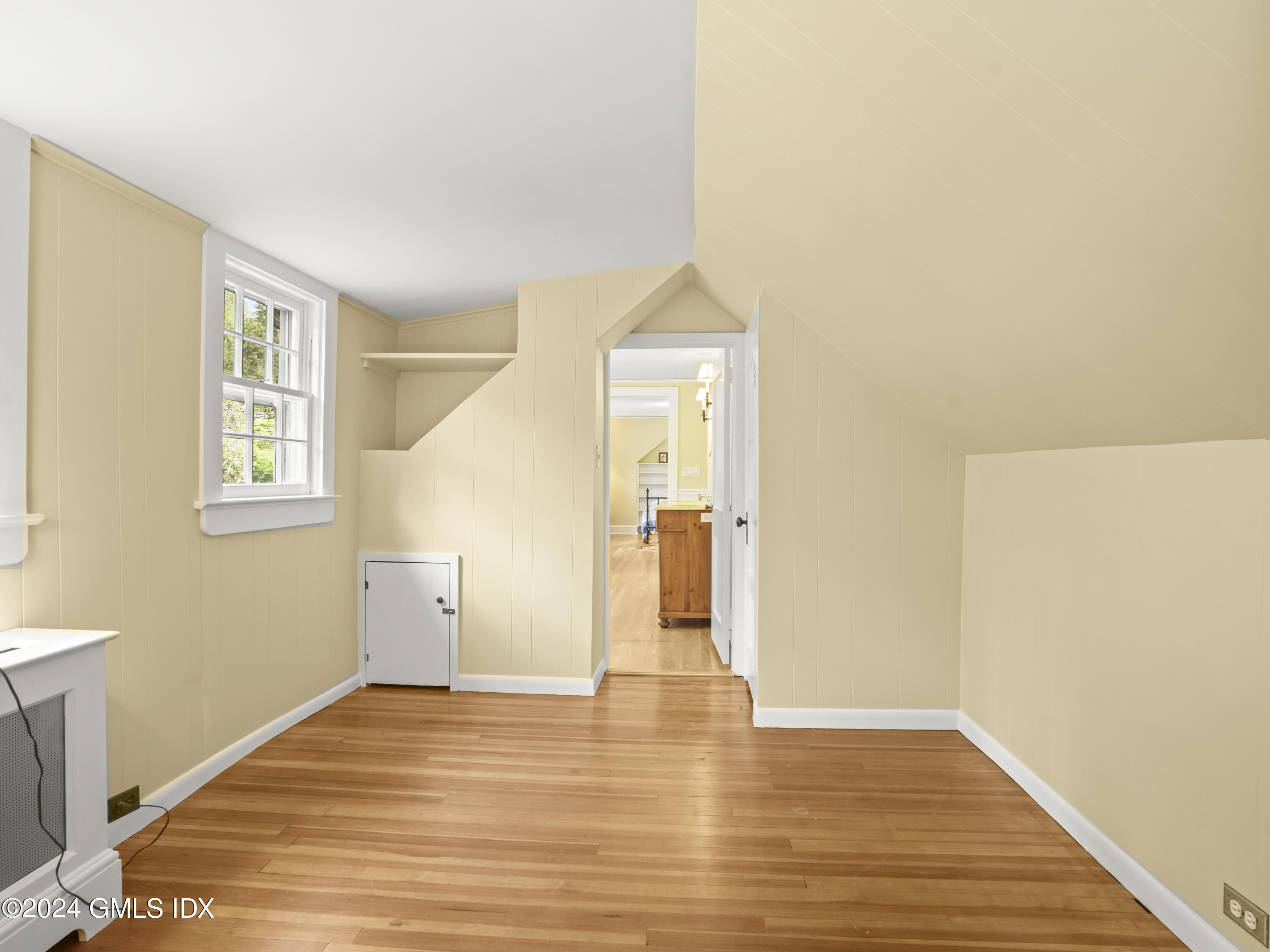 279 Riversville Road Greenwich, CT 06831 - Photo 33 of 50 Primary Dressing/Nursery