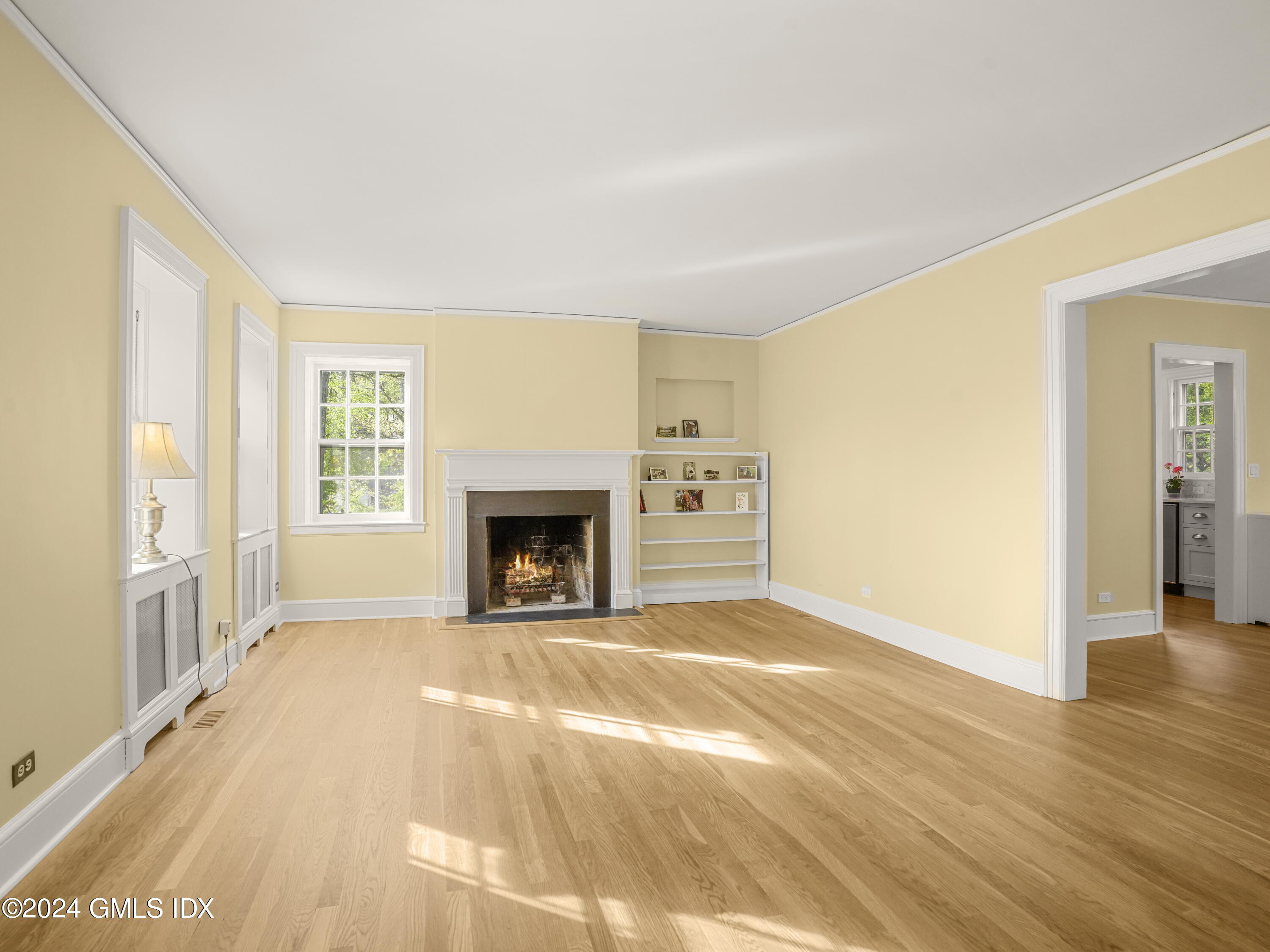 279 Riversville Road Greenwich, CT 06831 - Photo 8 of 50 Living Room