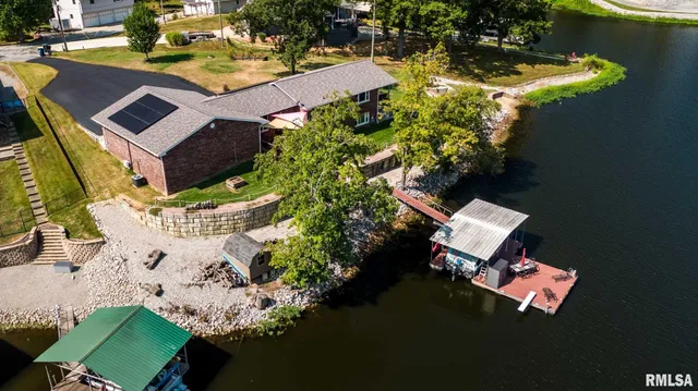 $799,900 | 622 Dongola Court, Creal Springs, IL 62922