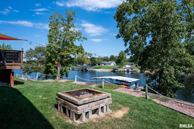 $799,900 | 622 Dongola Court, Creal Springs, IL 62922