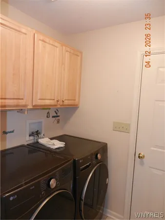 $300,000 | 4000 Franklin Street, Unit 8, Hamburg, NY 14075