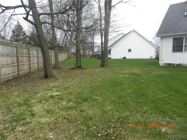 $300,000 | 4000 Franklin Street, Unit 8, Hamburg, NY 14075