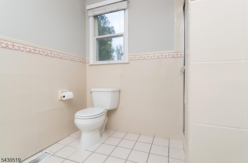 643 Old Dover Road Morris Plains, NJ 07950 - Photo 21 of 26
