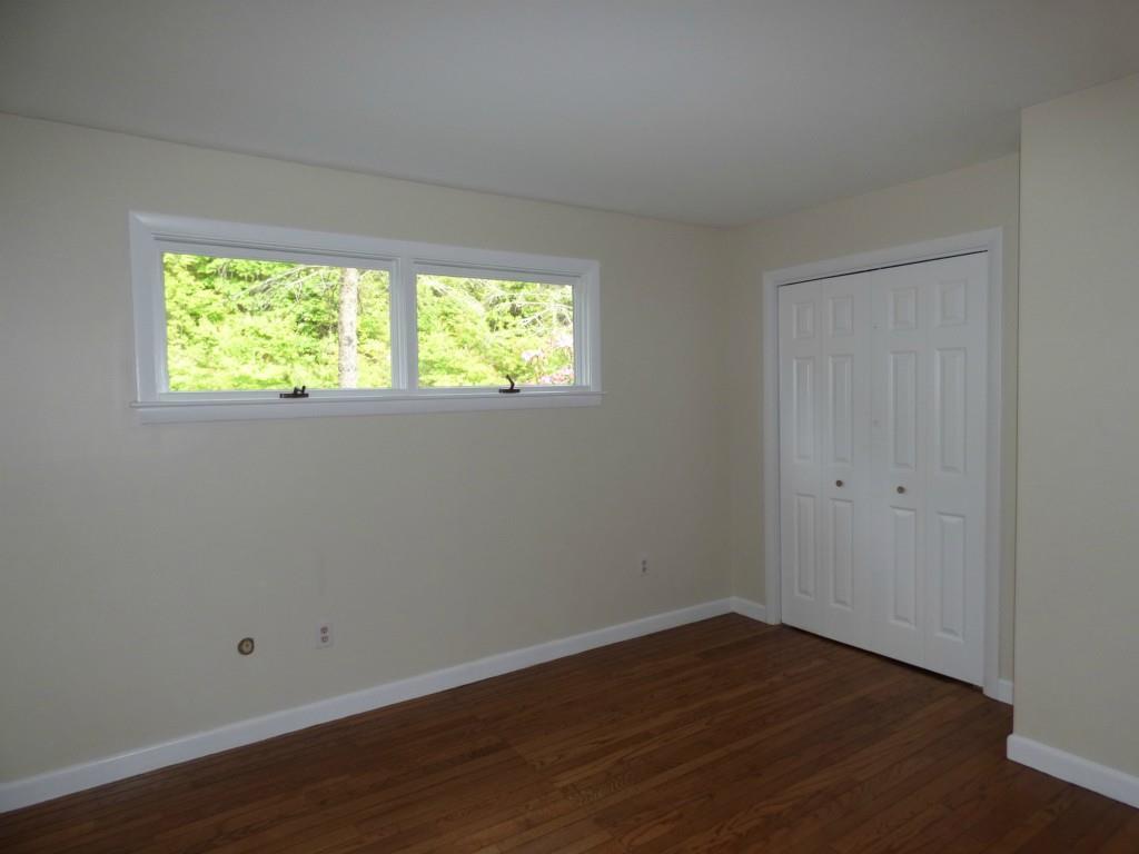 624 Gurnet Road Brunswick, ME 04011 - Photo 26 of 32 Bedroom