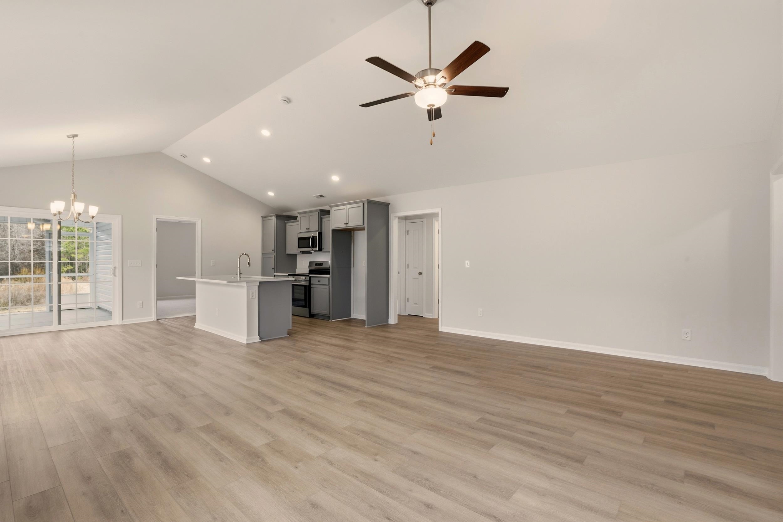 54 Bennington Court Georgetown, SC 29440 - Photo 5 of 28