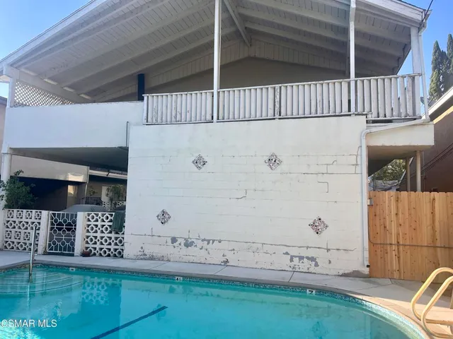 $739,000 | 1542 Riverside Drive, Unit G, Glendale, CA 91201