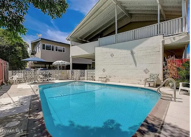 $739,000 | 1542 Riverside Drive, Unit G, Glendale, CA 91201