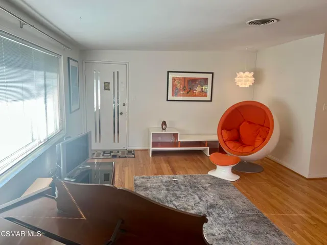 $739,000 | 1542 Riverside Drive, Unit G, Glendale, CA 91201