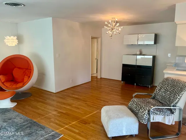 $739,000 | 1542 Riverside Drive, Unit G, Glendale, CA 91201