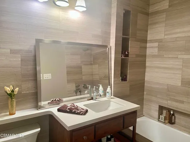 $739,000 | 1542 Riverside Drive, Unit G, Glendale, CA 91201