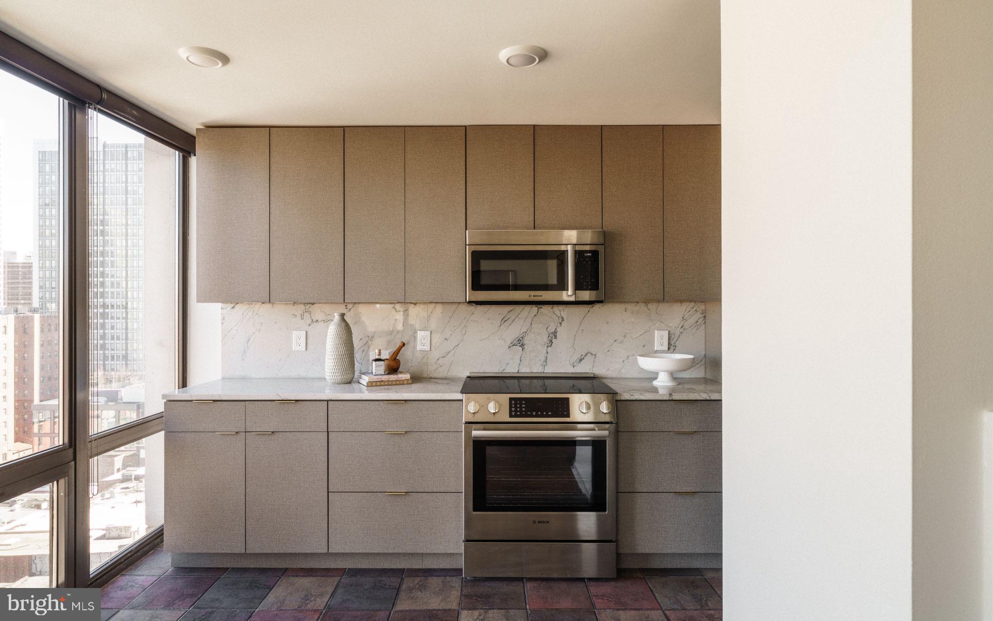 2018-32 Walnut Street, Unit 16GH Philadelphia, PA 19103 - Photo 19 of 78