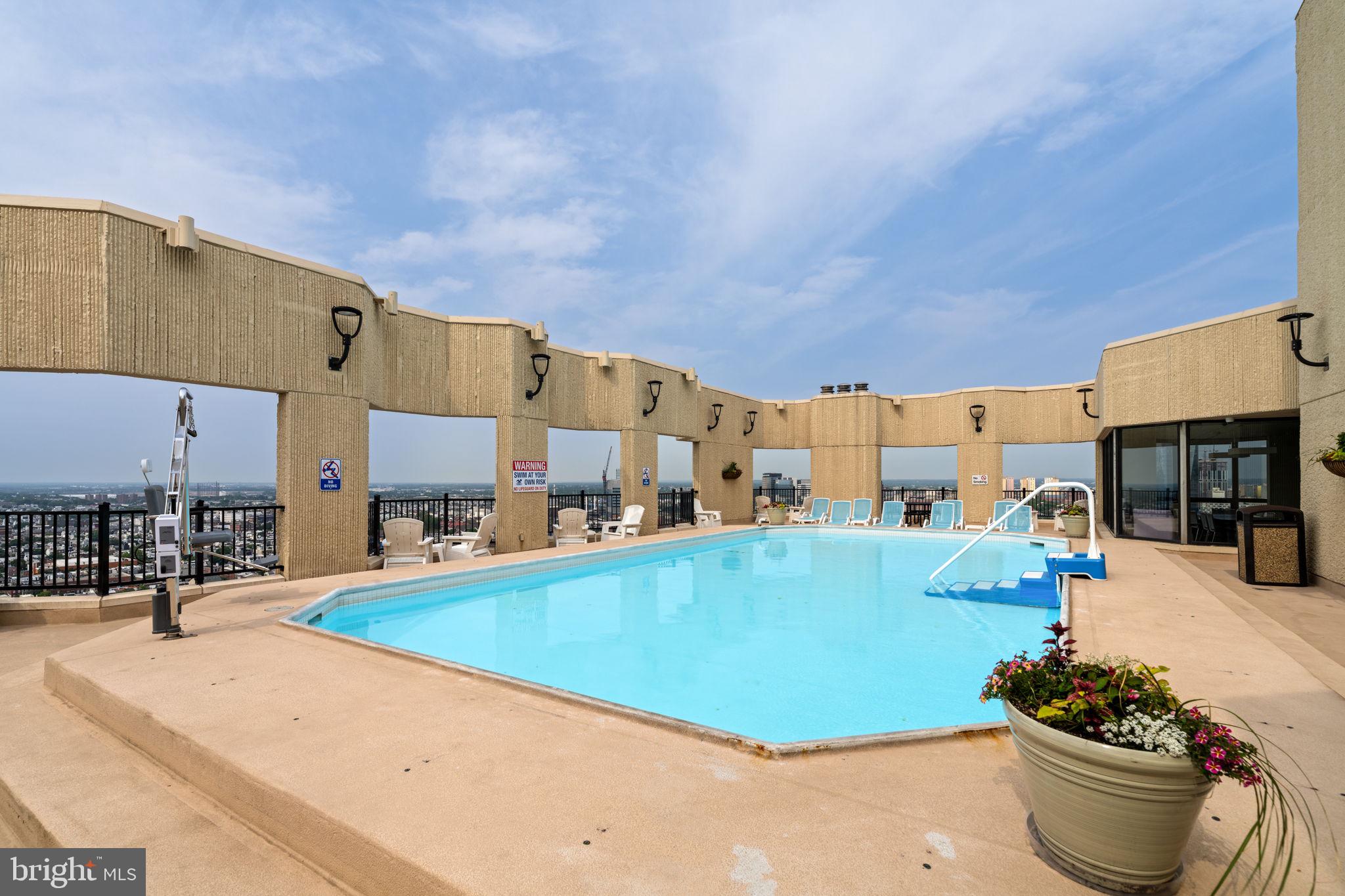 2018-32 Walnut Street, Unit 16GH Philadelphia, PA 19103 - Photo 66 of 78