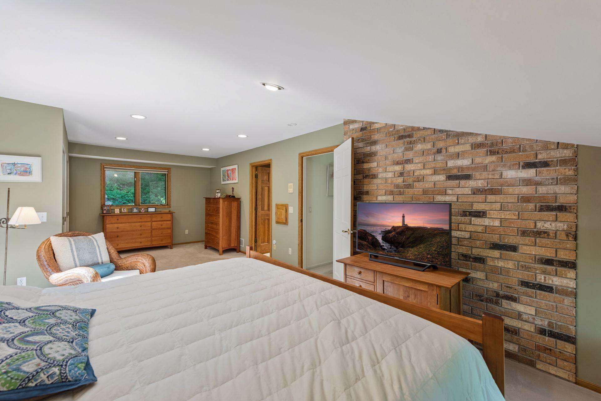 5845 Ridge Road Shorewood, MN 55331 - Photo 36 of 69 Gallery Image 36
