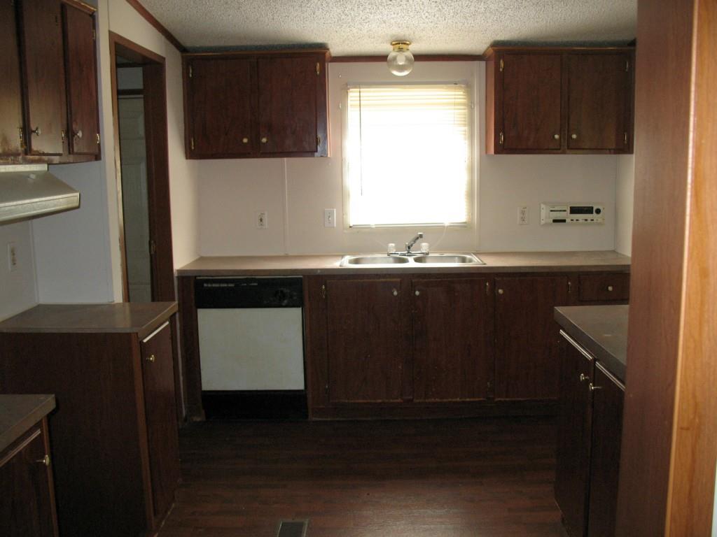 852 Stateline Road Clover, SC 29710 - Photo 14 of 20 Gallery Image 14