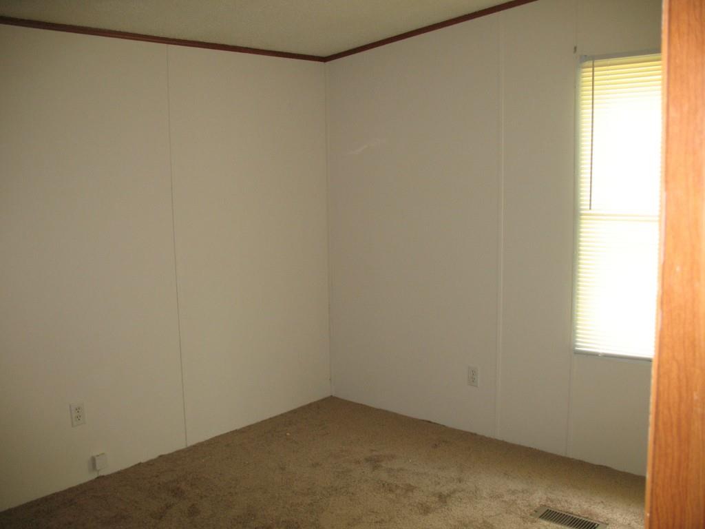852 Stateline Road Clover, SC 29710 - Photo 9 of 20 Gallery Image 9