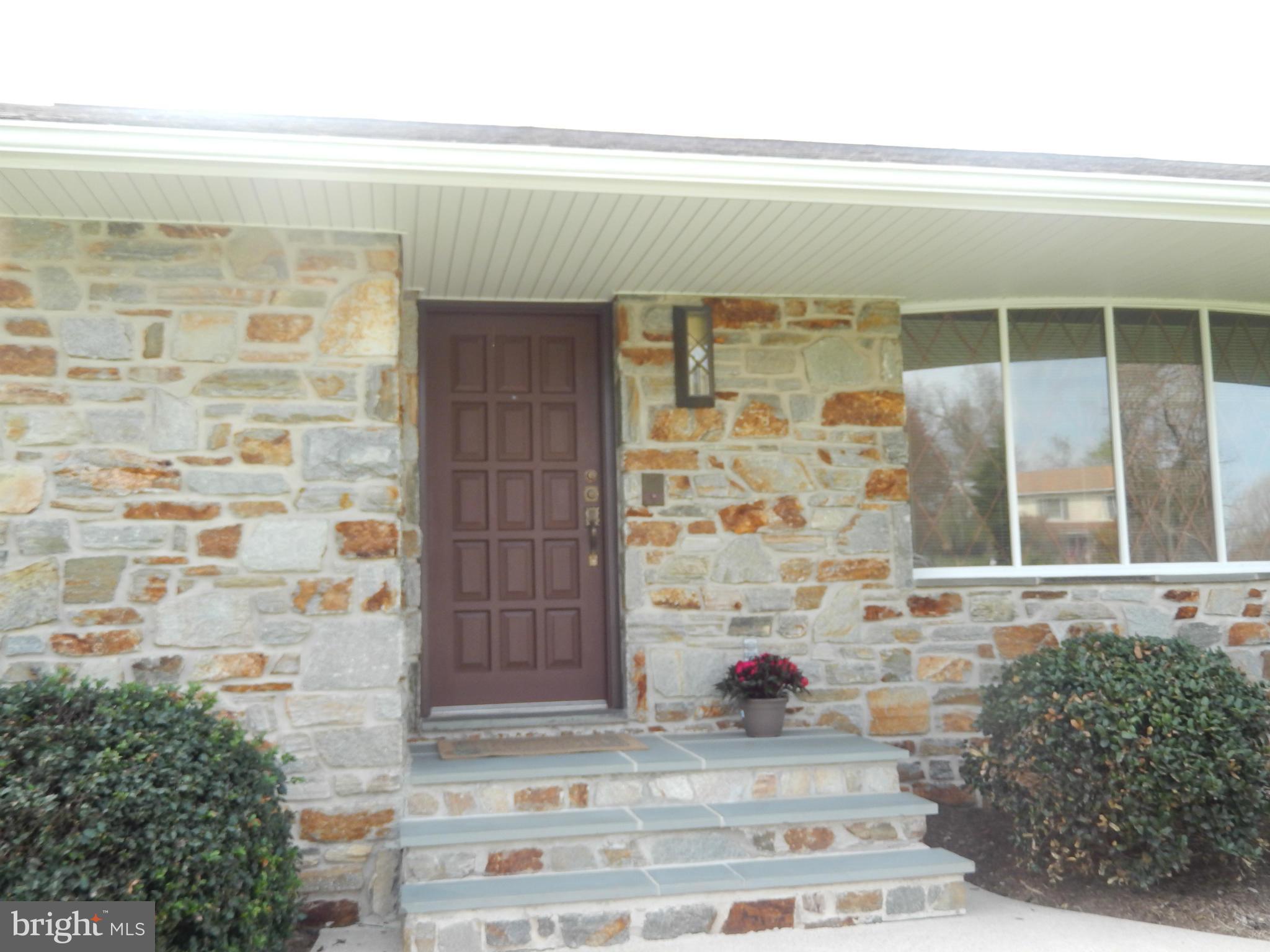 3905 Eland Road Phoenix, MD 21131 - Photo 3 of 20 Front door