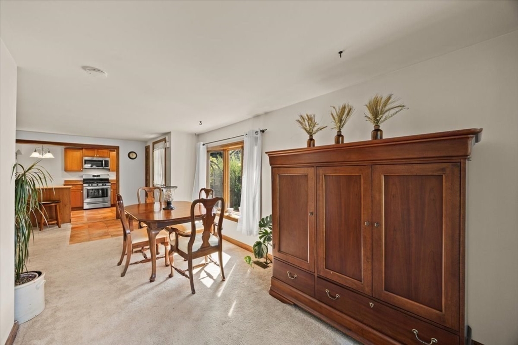 51 Temple Road Marshfield, MA 02050 - Photo 18 of 42