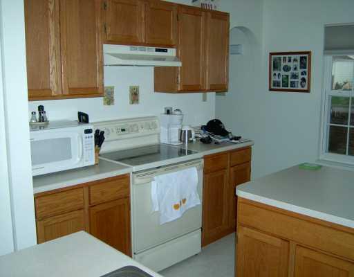 1160 Old Farm Road Lawrence, PA 15055 - Photo 2 of 8 Kitchen.