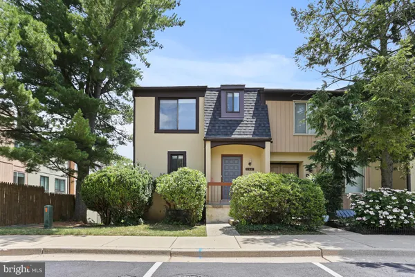 $3,700 | 10667 Muirfield Drive, Potomac, MD 20854