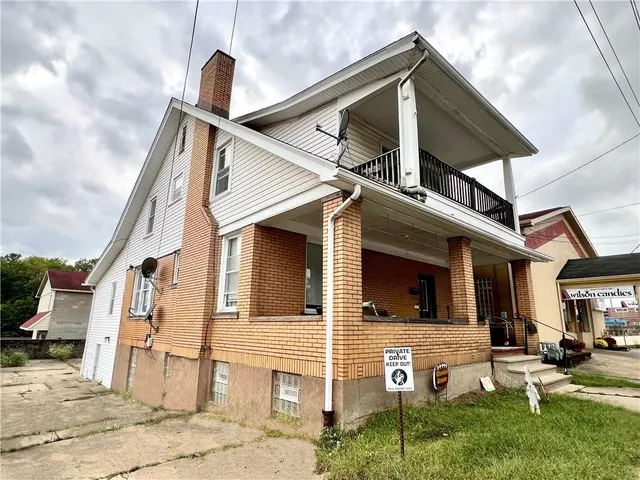 $150,000 | 406 Harrison Avenue, Jeannette, PA 15644
