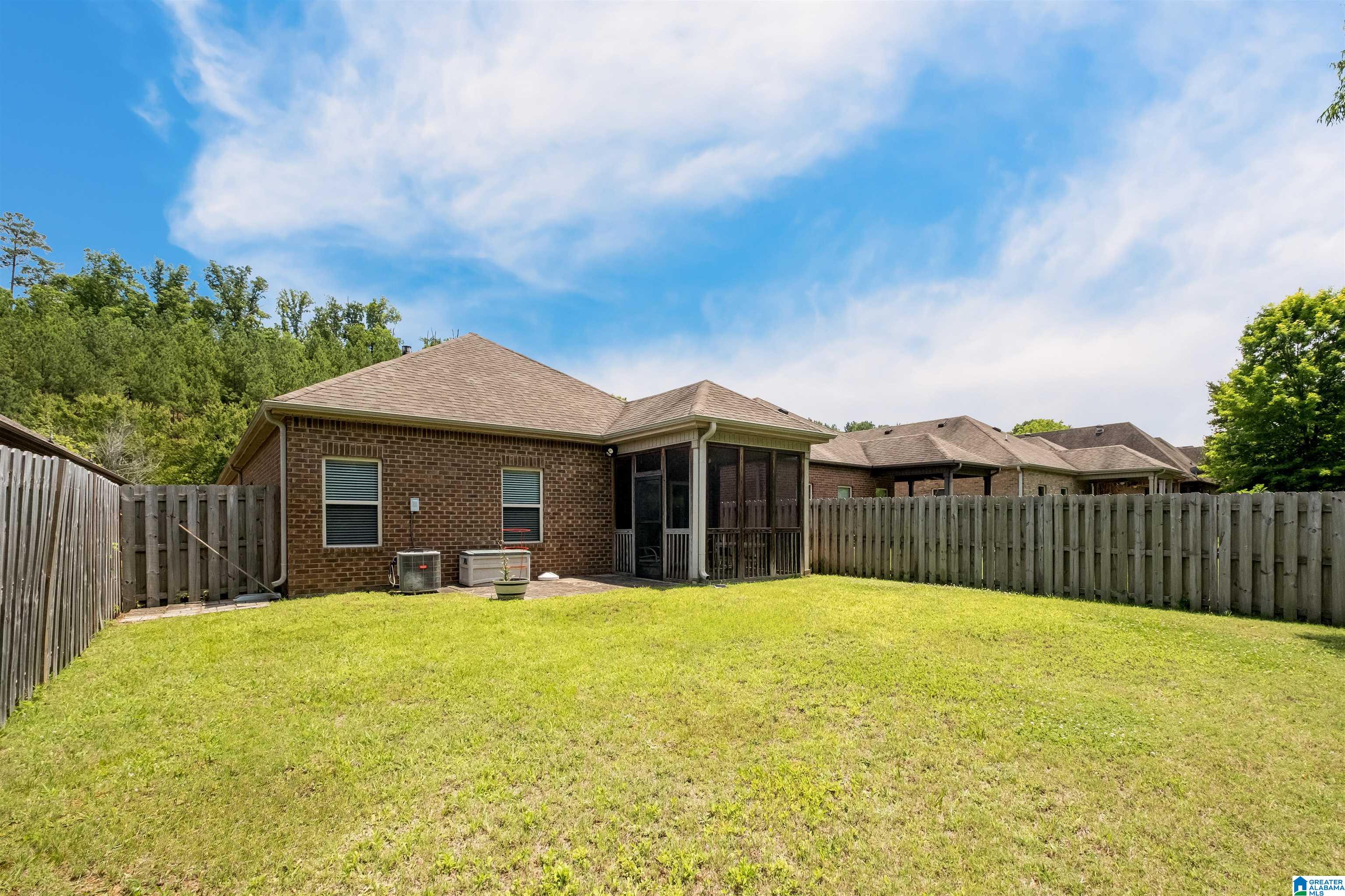 5653 Park Side Road Birmingham, AL 35244 - Photo 9 of 33