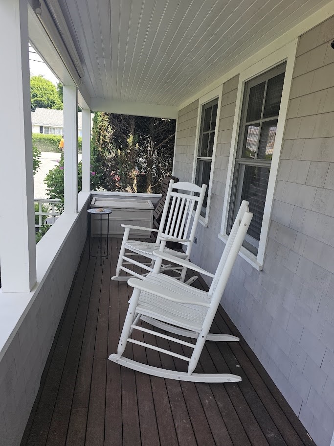 225 Purgatory Road Middletown, RI 02842 - Photo 9 of 10