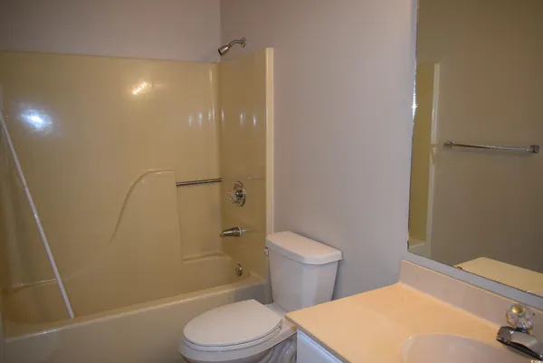 $1,400 | 510 Fairwood Lakes Drive, Unit 19C, Myrtle Beach, SC 29588