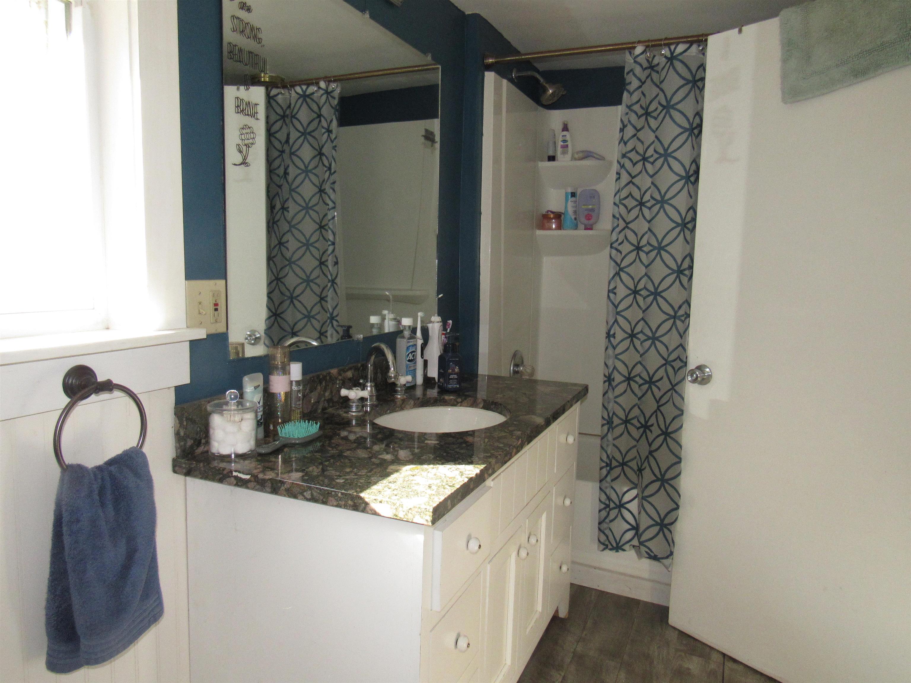 77 Maple Street Orleans, VT 05860 - Photo 19 of 27