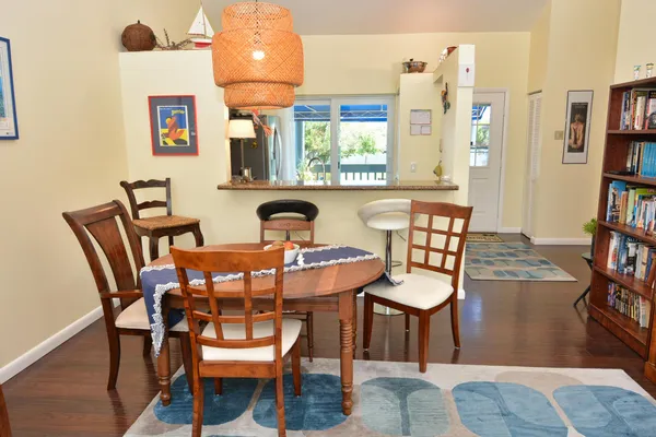 $199,900 | 1555 Northeast Beacon Drive, Unit 1006, Jensen Beach, FL 34957