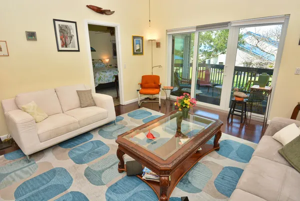 $199,900 | 1555 Northeast Beacon Drive, Unit 1006, Jensen Beach, FL 34957