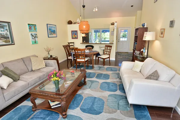 $199,900 | 1555 Northeast Beacon Drive, Unit 1006, Jensen Beach, FL 34957