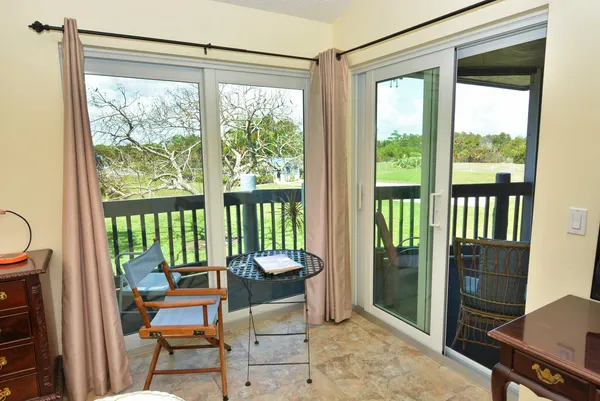 $199,900 | 1555 Northeast Beacon Drive, Unit 1006, Jensen Beach, FL 34957