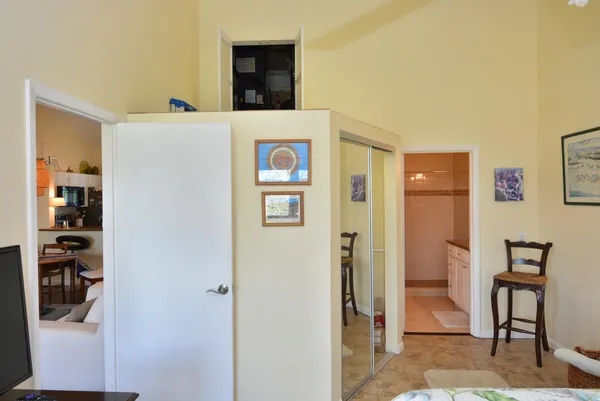 $199,900 | 1555 Northeast Beacon Drive, Unit 1006, Jensen Beach, FL 34957