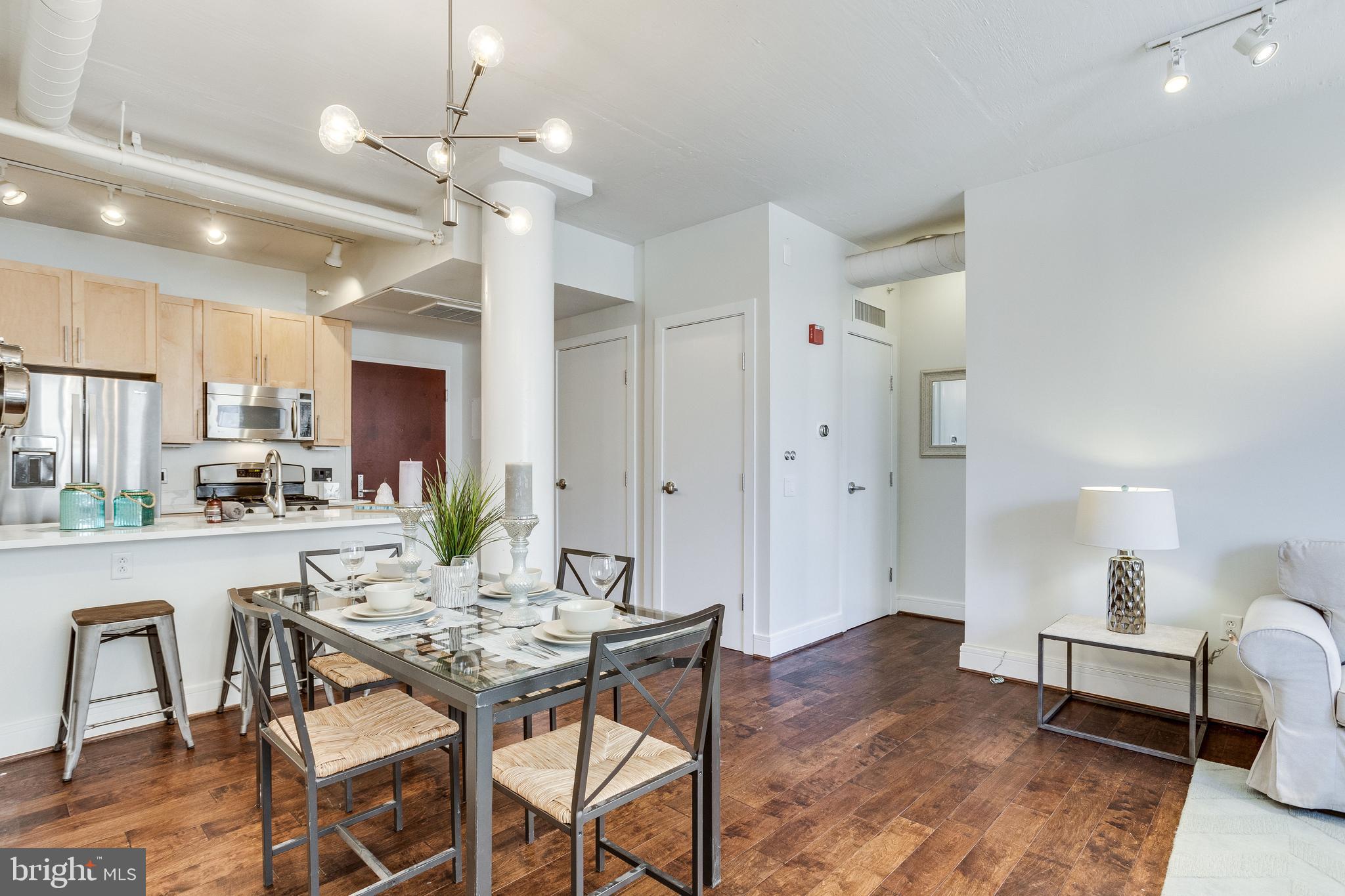 809 6th Street Northwest, Unit 35 Washington, DC 20001 - Photo 7 of 23 Open kitchen/dining combination