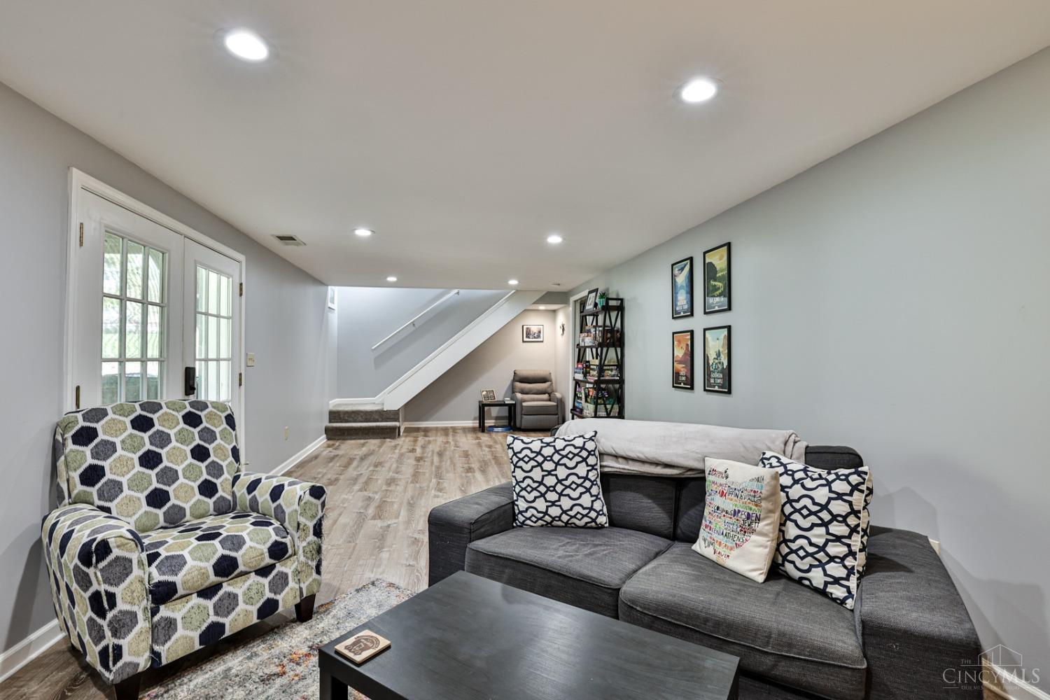 10375 Deerfield Road Montgomery, OH 45242 - Photo 20 of 29 Gallery Image 20