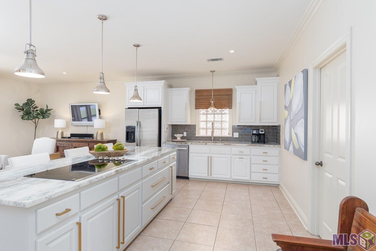 36450 Rue Lamonte Prairieville, LA 70769 - Photo 8 of 28 Gallery Image 8