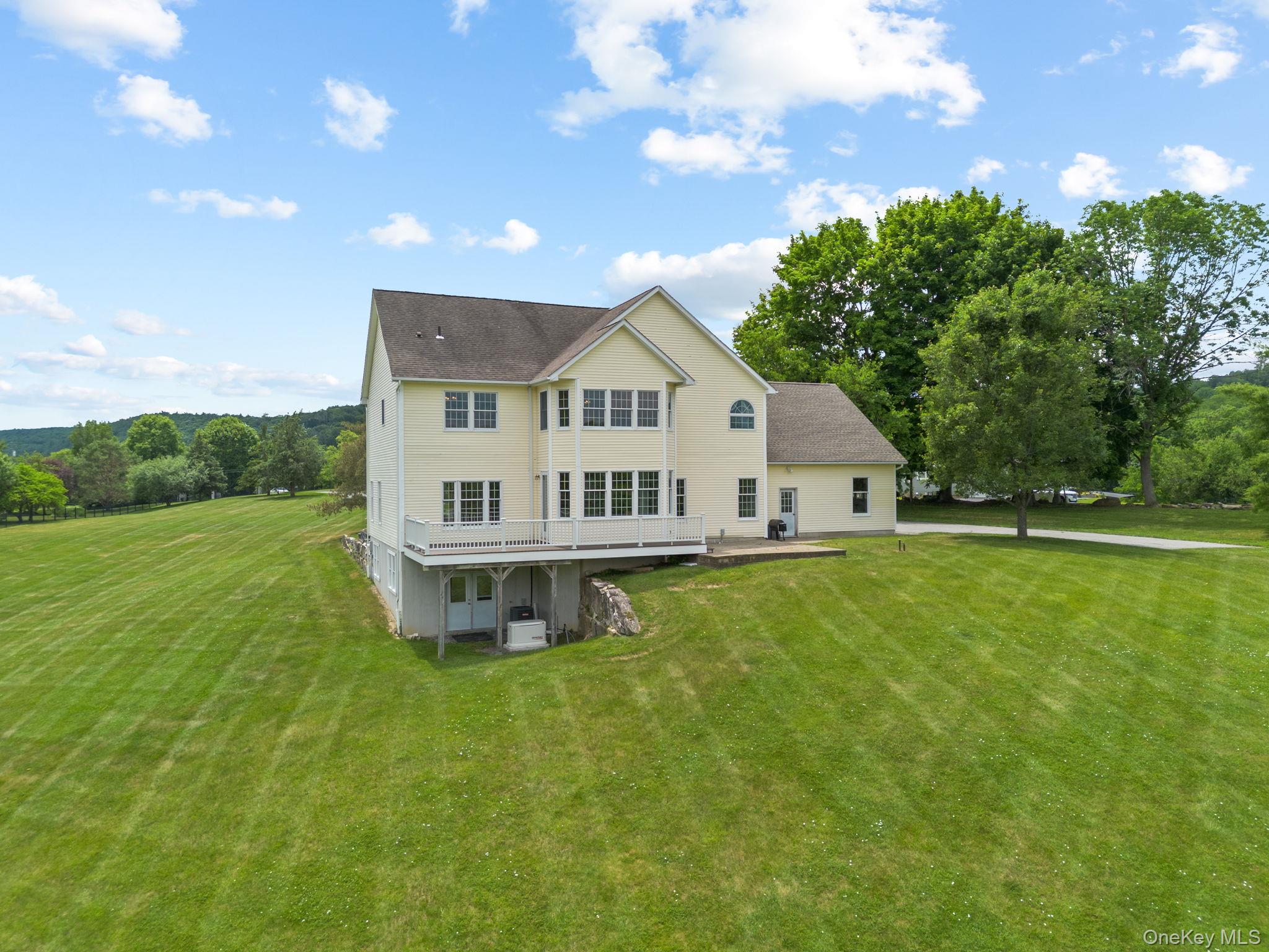 128 Old Pawling Road Pawling, NY 12564 - Photo 8 of 37