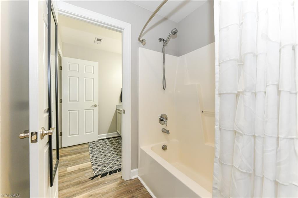 1430 Raspberry Run Graham, NC 27253 - Photo 17 of 35 Gallery Image 17
