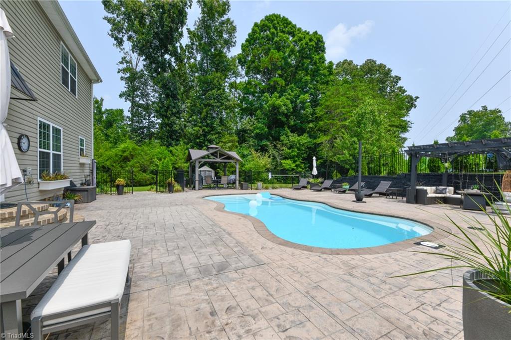 1430 Raspberry Run Graham, NC 27253 - Photo 32 of 35 Gallery Image 32