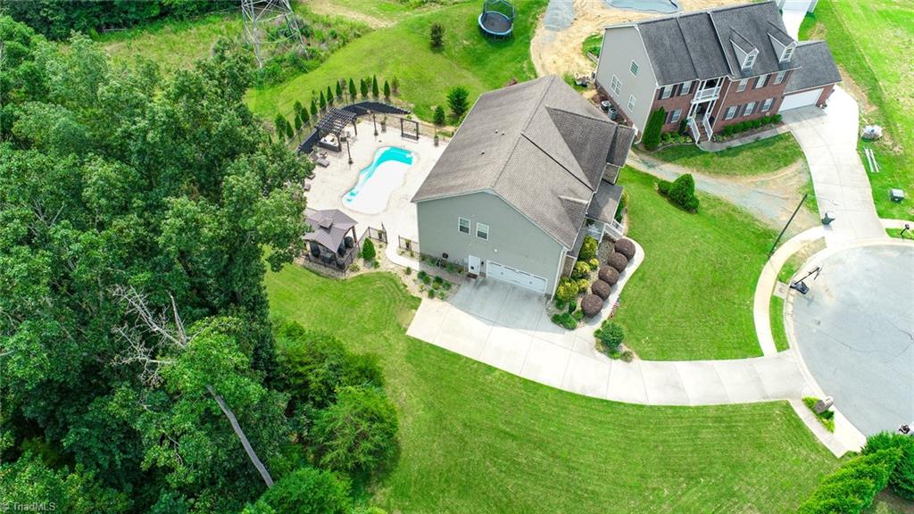 1430 Raspberry Run Graham, NC 27253 - Photo 5 of 35 Gallery Image 5