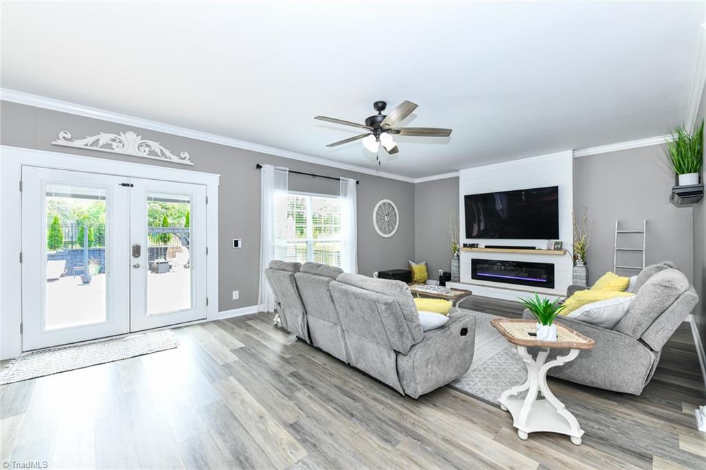 1430 Raspberry Run Graham, NC 27253 - Photo 8 of 35 Gallery Image 8