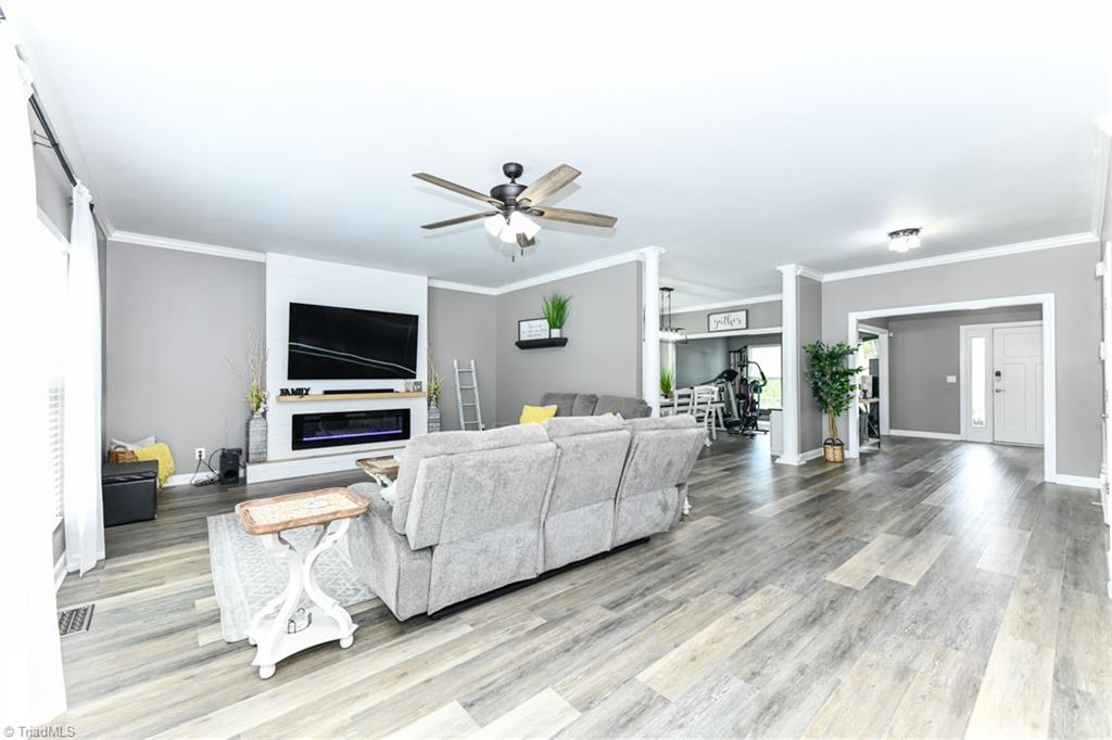 1430 Raspberry Run Graham, NC 27253 - Photo 9 of 35 Gallery Image 9