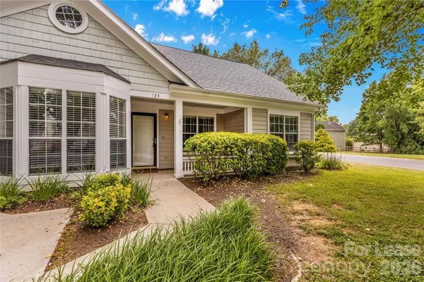 $1,850 | 123 Meadow Lilly Court, Mooresville, NC 28115