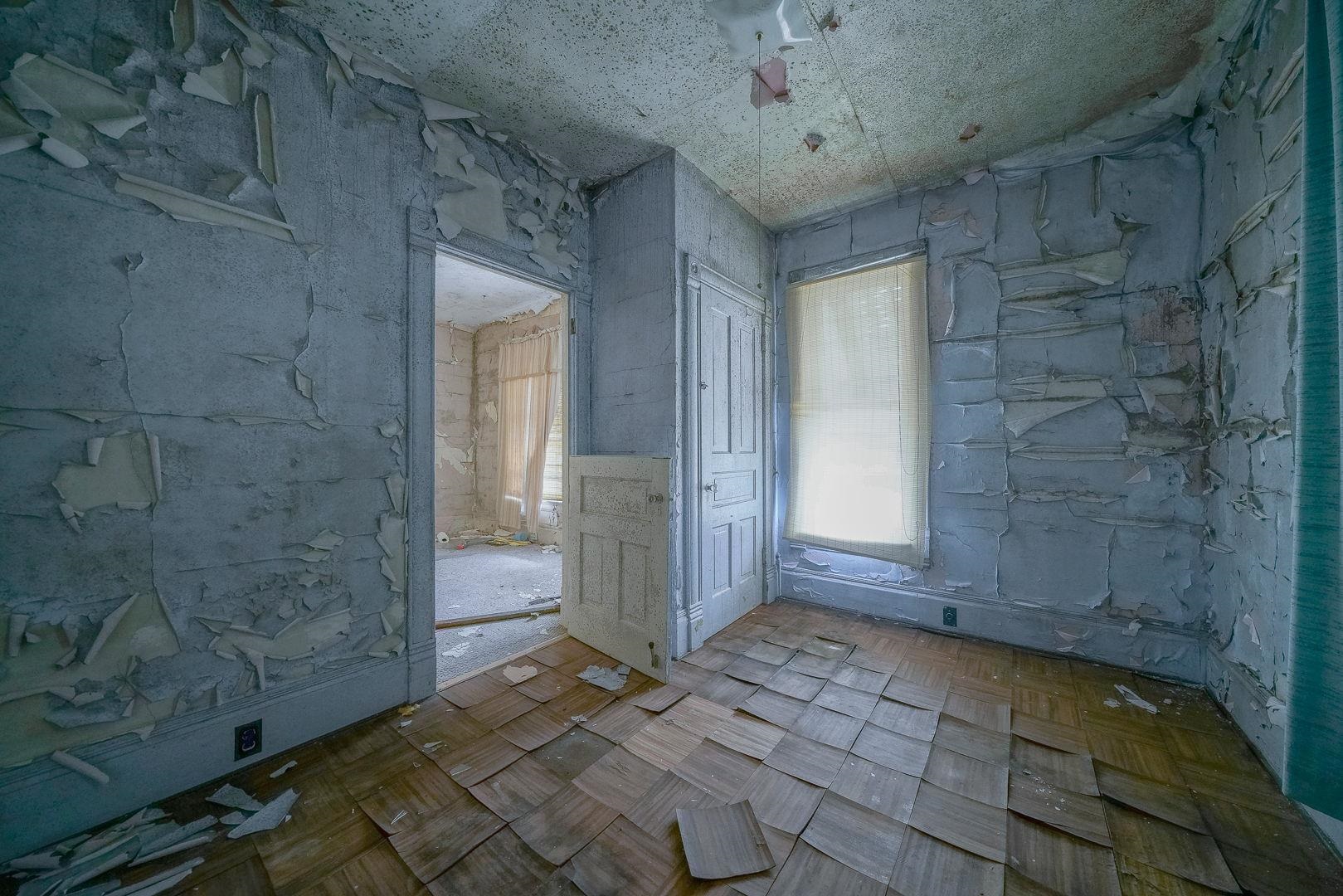 118 North Locust Street Genoa, IL 60135 - Photo 14 of 21 a view of a bathroom with a shower and a sink