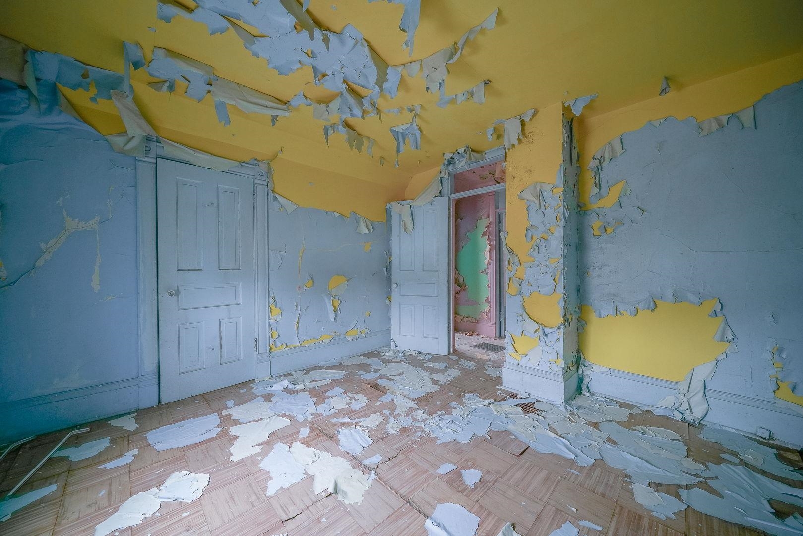 118 North Locust Street Genoa, IL 60135 - Photo 4 of 21 a view of a house with a backyard