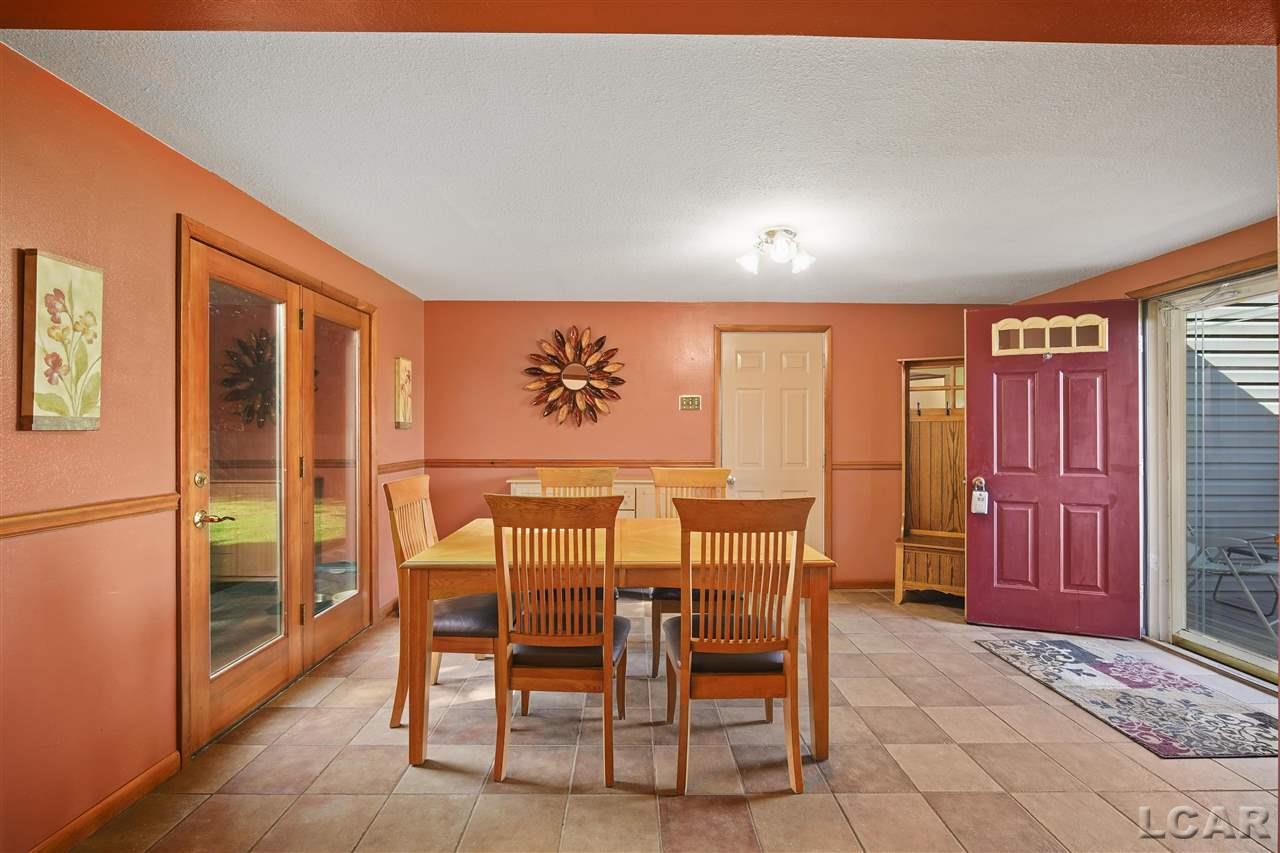 1707 East Carleton Road Adrian, MI 49221 - Photo 8 of 35 50058633-7.JPG