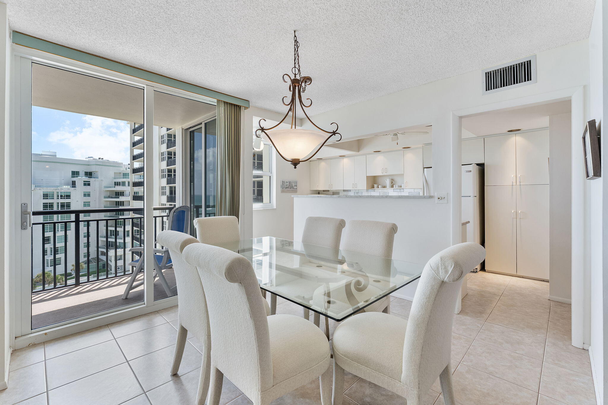 2000 South Ocean Boulevard, Unit 10H Boca Raton, FL 33432 - Photo 14 of 53 10-web-or-mls-DSC01349