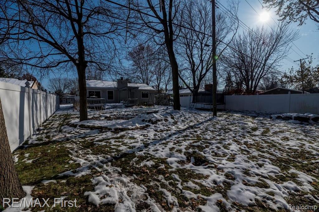 3734 Alida Avenue Rochester Hills, MI 48309 - Photo 6 of 28